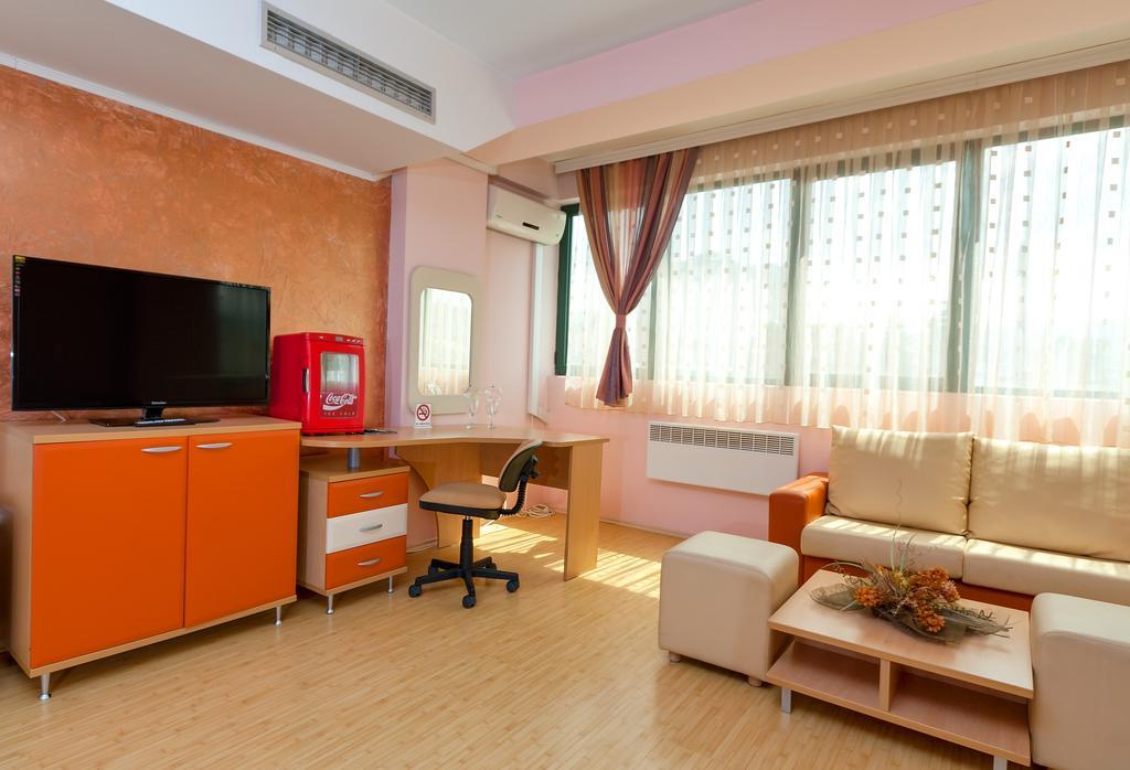 Green Center Gili Gostivar Exterior photo
